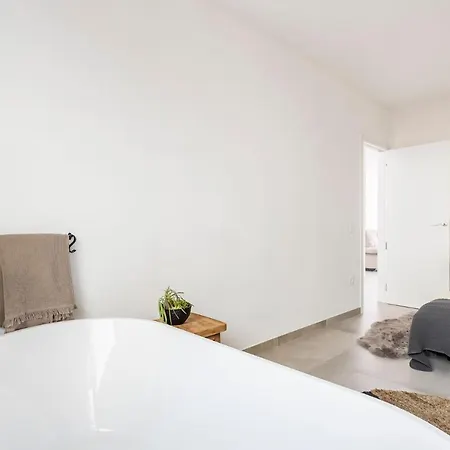 Vacation With Stunning Oceanview Apartmán Puerto de Santiago (Tenerife)