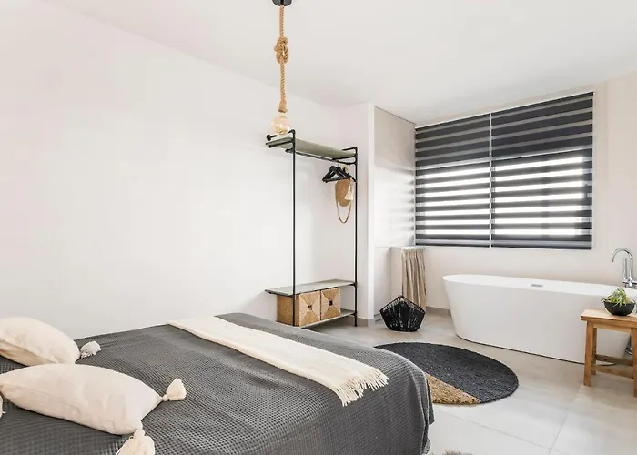 Vacation With Stunning Oceanview *